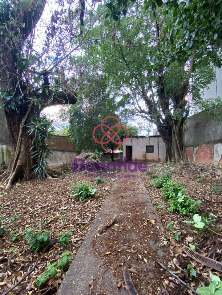 Casa à venda no Anhangabaú: 