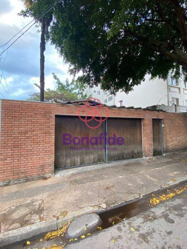 Casa à venda no Anhangabaú: 