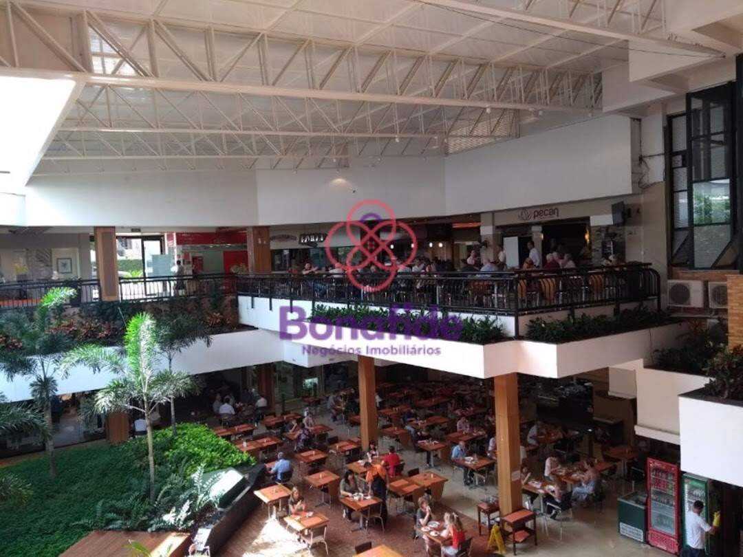 Salão à venda no Centro: 