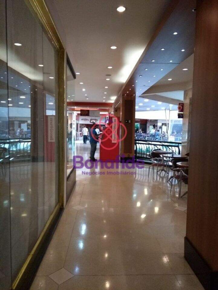 Salão à venda no Centro: 