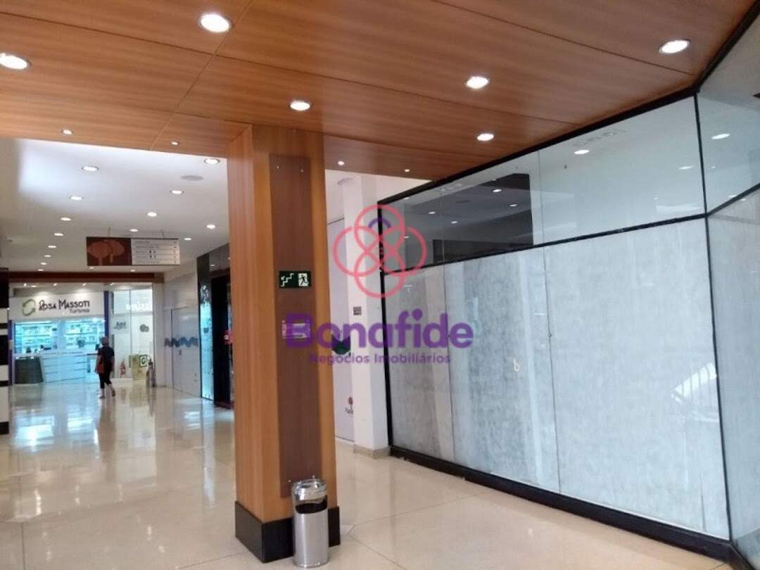 Salão à venda no Centro: 