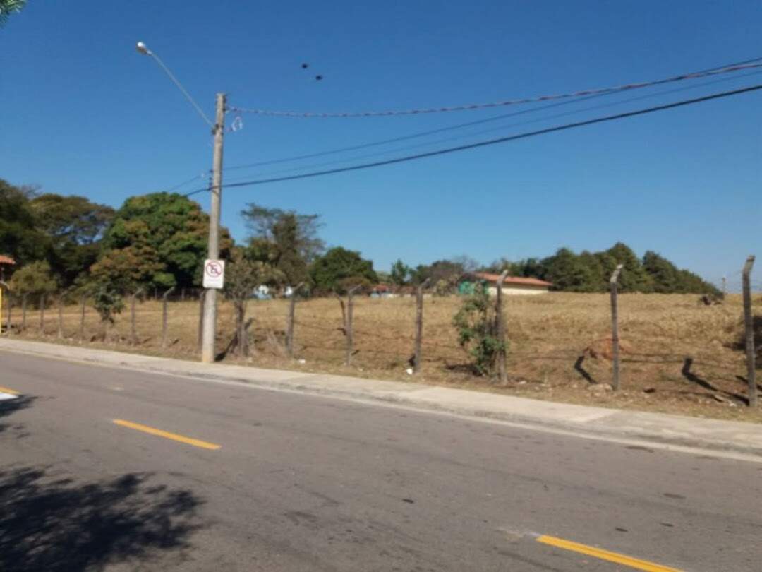 Área à venda no Medeiros: 