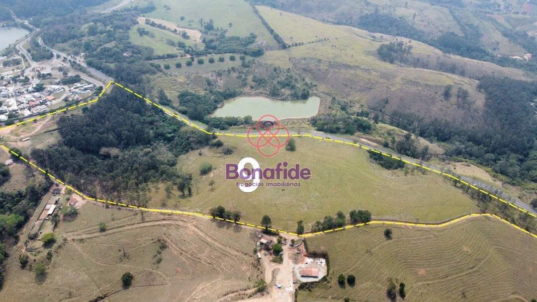 Área à venda no Parque São Gabriel: 