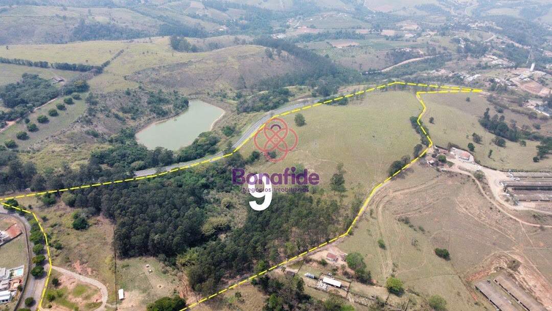 Área à venda no Parque São Gabriel: 