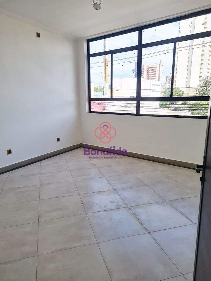 Prédio à venda no Vila Boaventura: 