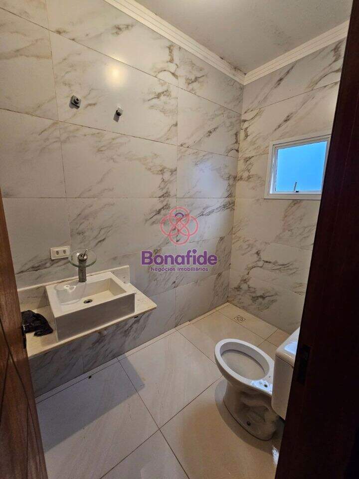 Casa à venda no Loteamento Vale Azul I: 