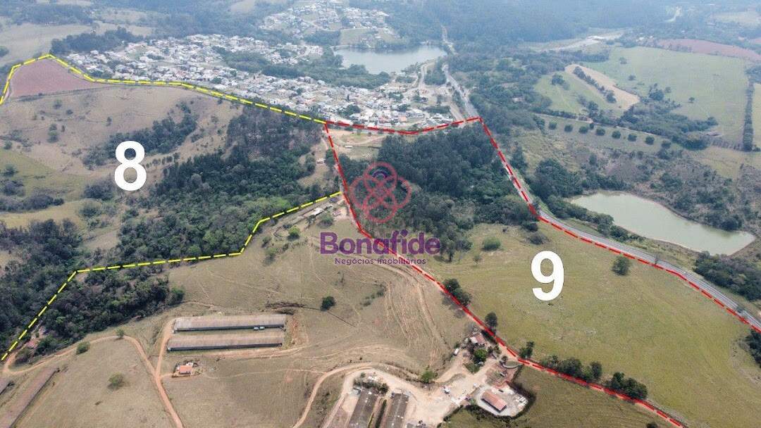 Área à venda no Parque São Gabriel: 