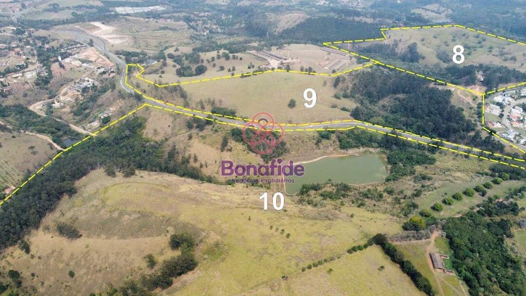 Área à venda no Parque São Gabriel: 