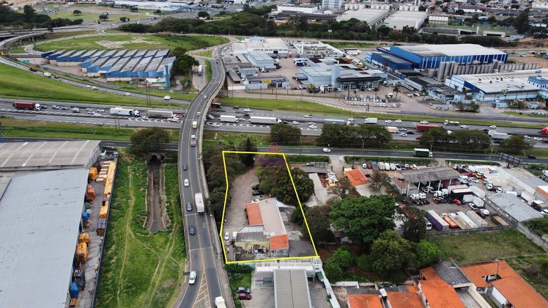 Terreno à venda no Chácara Independência: 