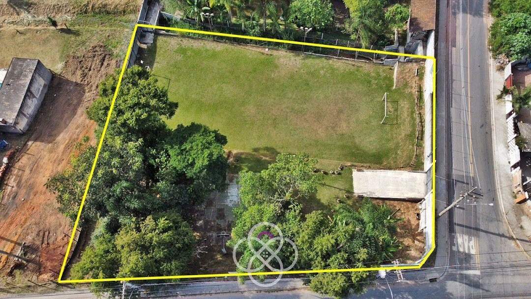 Terreno à venda no Ivoturucaia: 