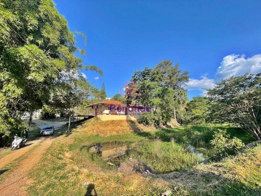 Rancho à venda no Jardim Tarumã: 