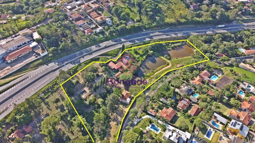 Rancho à venda no Jardim Tarumã: 