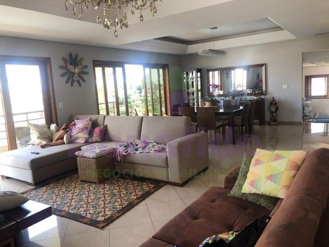 Casa à venda no Jundiaí Mirim: 