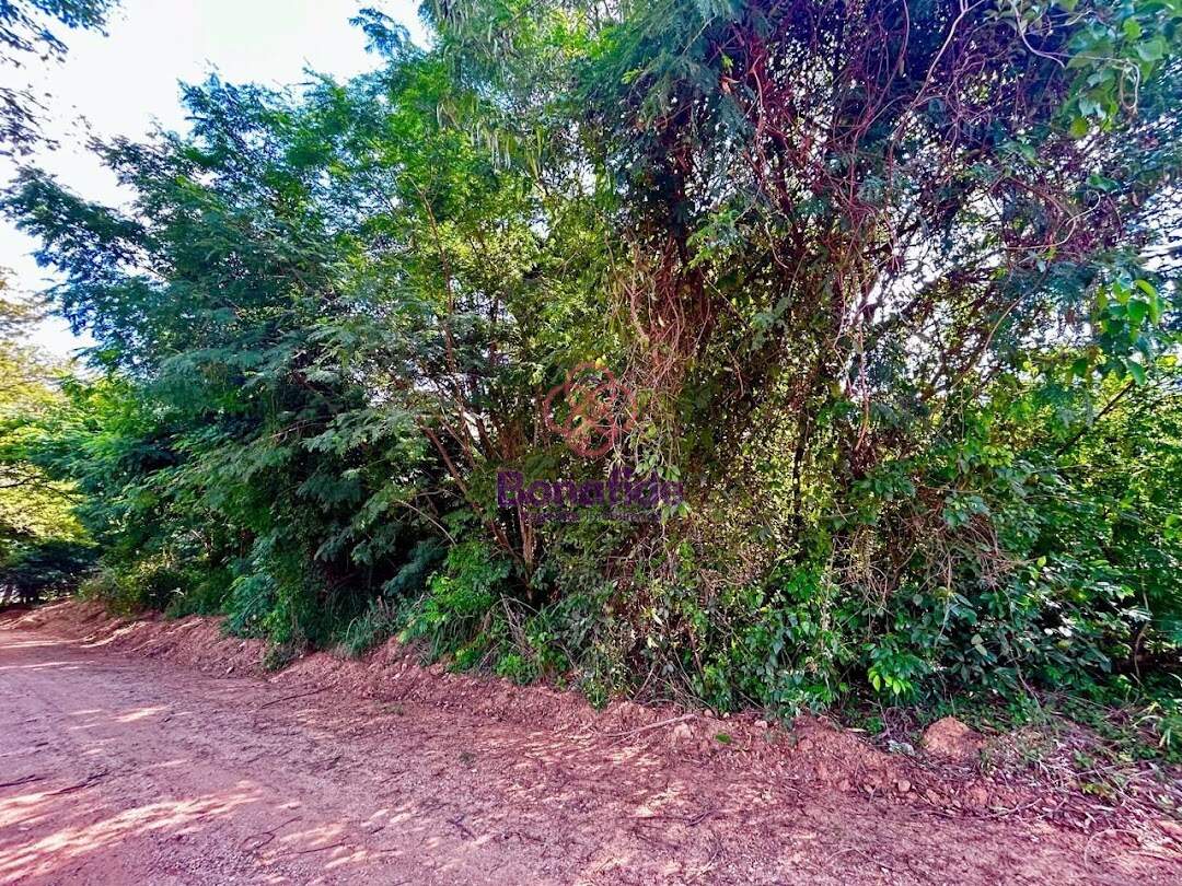 Terreno à venda no Bom Jardim: 