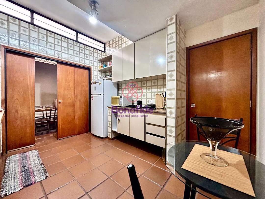 Casa à venda no Anhangabaú: 