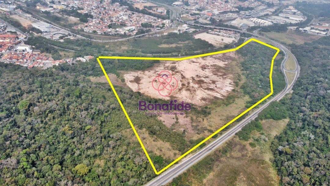 Área à venda no Chácara Lagoa Branca: 