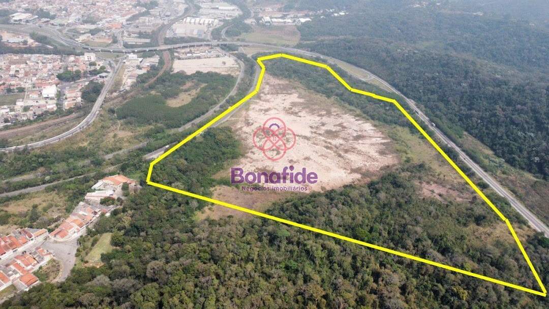 Área à venda no Chácara Lagoa Branca: 