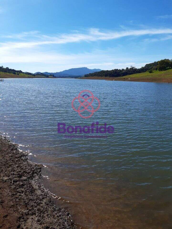 Terreno à venda no Recanto dos Pássaros: 