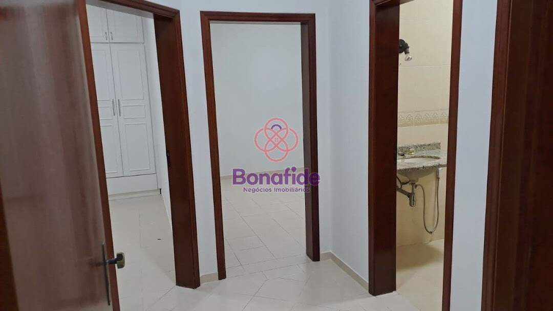 Casa à venda no Parque Village Castelo: 