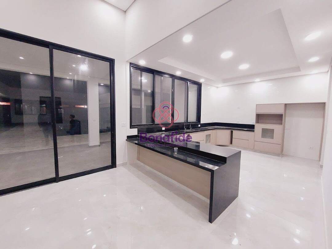 Casa à venda no Parque Village Castelo: 