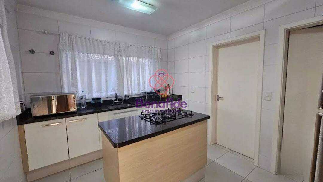 Casa à venda no Jardim Novo Mundo: 