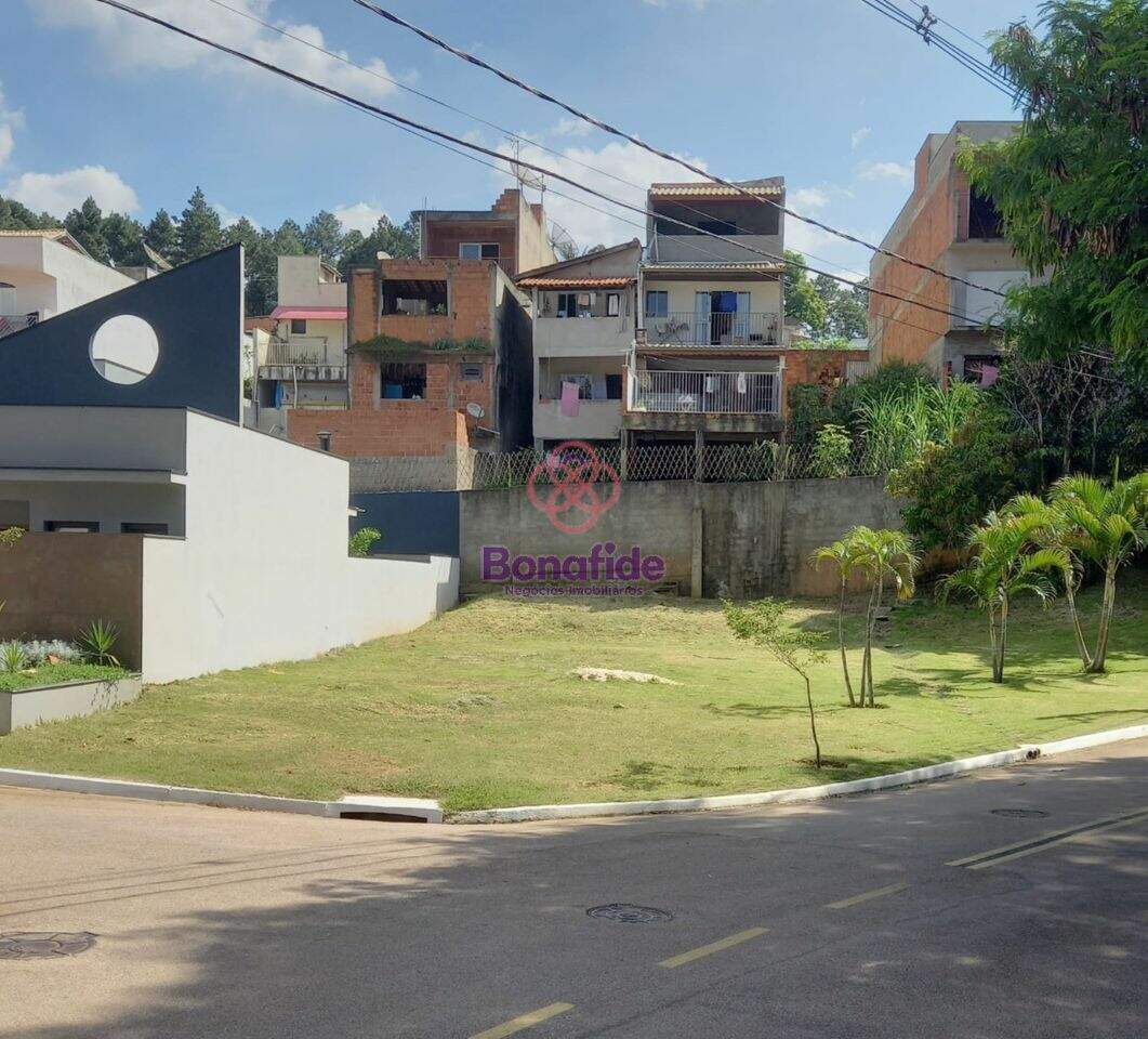 Terreno à venda no Parque Centenário: 