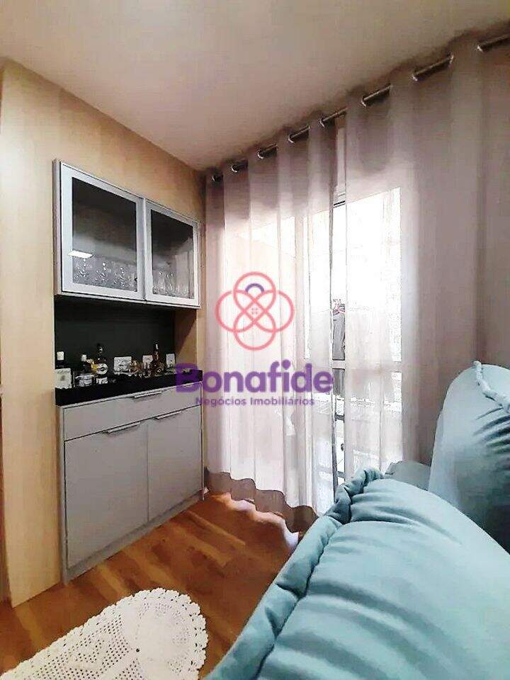 Apartamento à venda no Medeiros: 