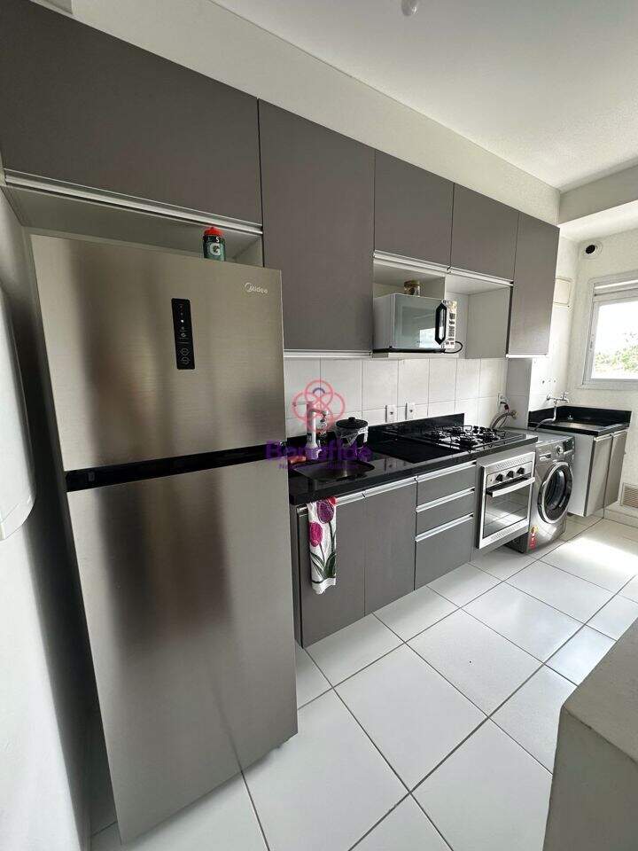 Apartamento à venda no Medeiros: 