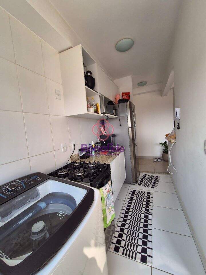 Apartamento à venda no Medeiros: 
