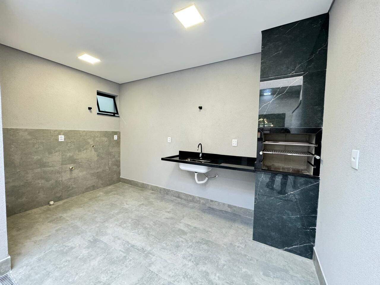 Casa à venda no Jardim Marambaia II: 