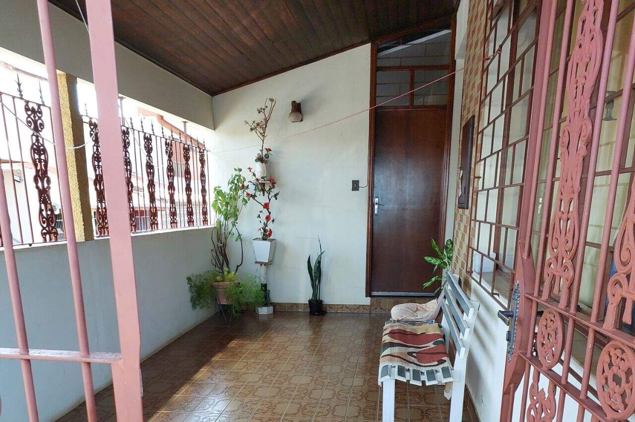 Casa à venda no Anhangabaú: 