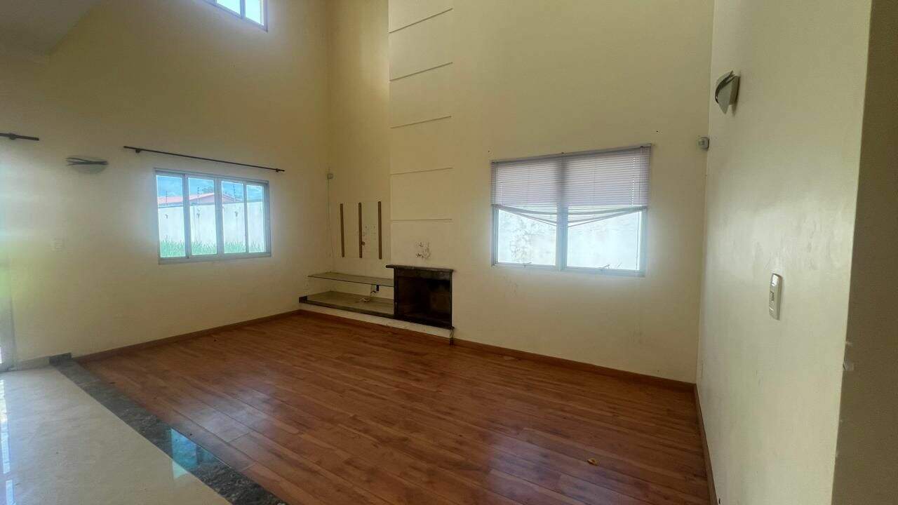 Sobrado à venda no Jardim Tereza Cristina: 