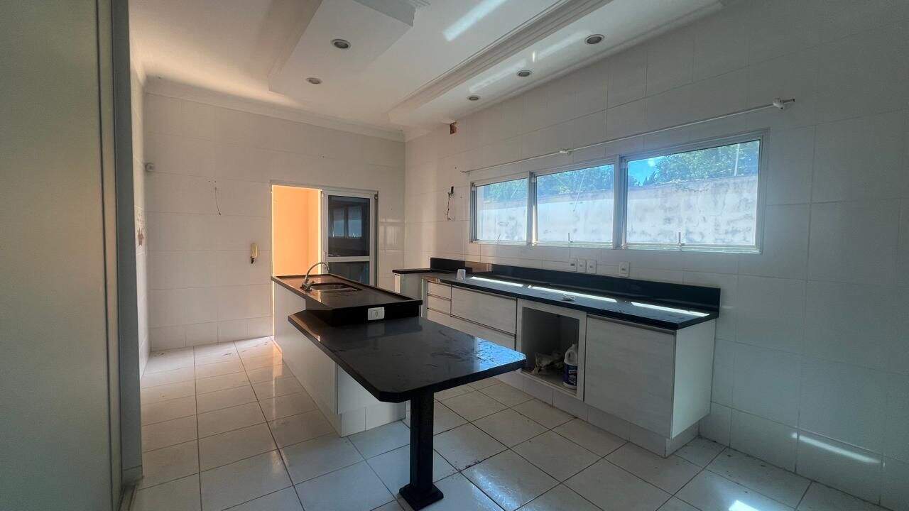 Sobrado à venda no Jardim Tereza Cristina: 