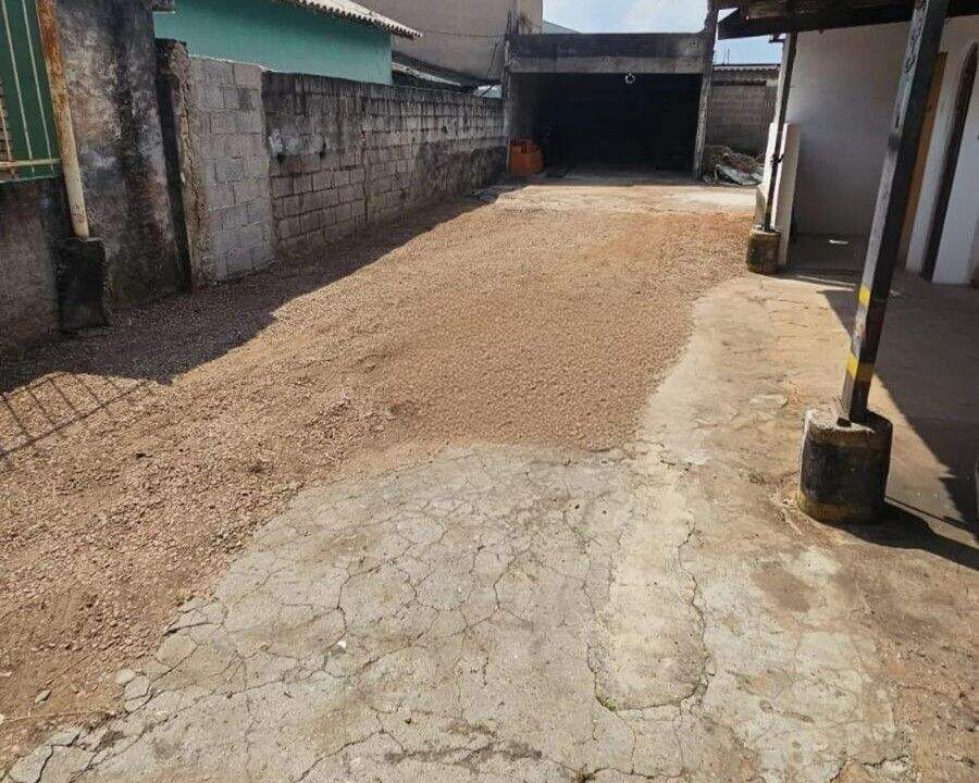 Terreno à venda no Centro: 