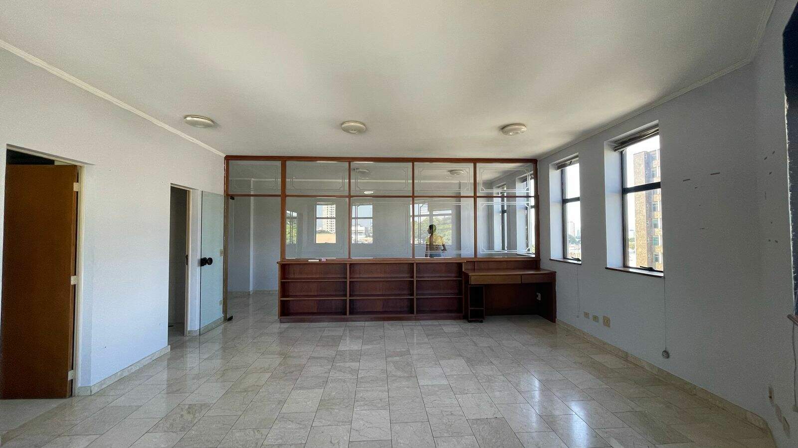 Sala à venda no Anhangabaú: 