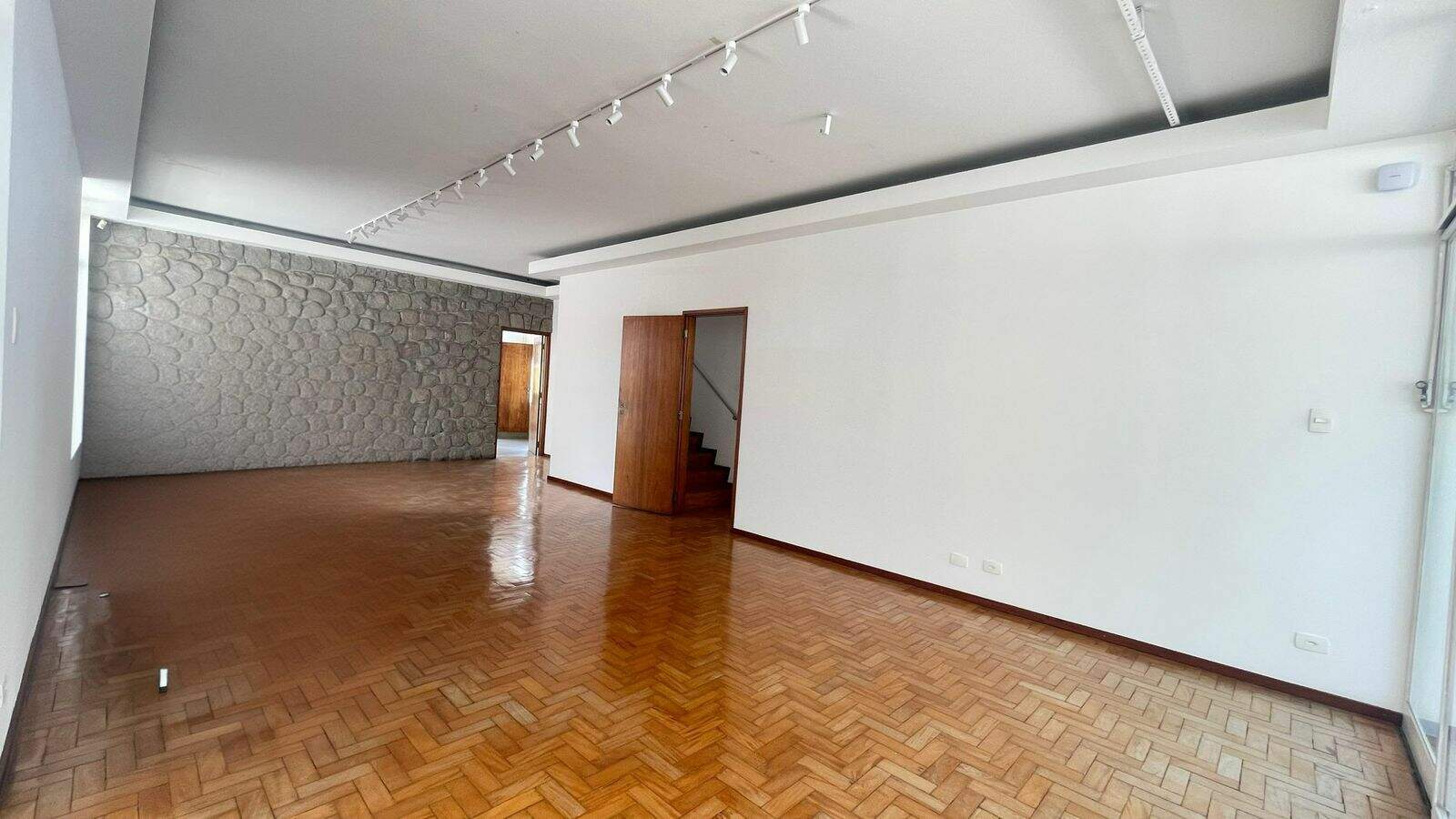 Casa à venda no Centro: 