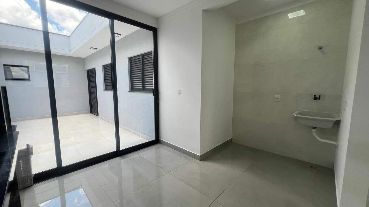 Casa à venda no Jardim Marambaia: 