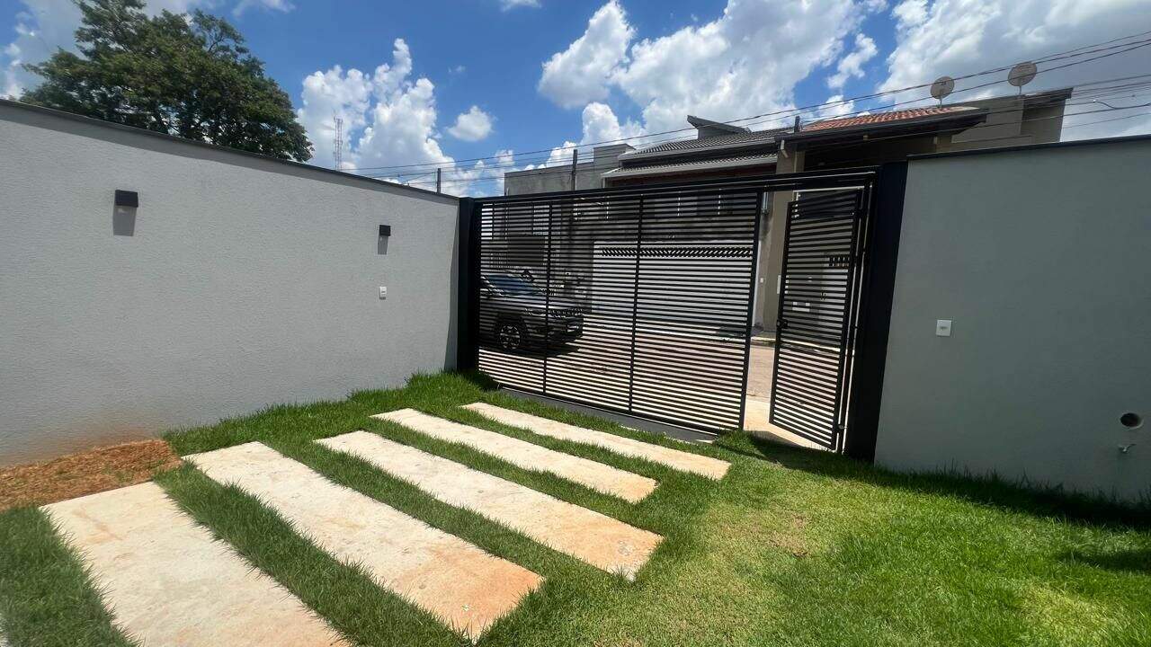Casa à venda no Jardim Marambaia: 