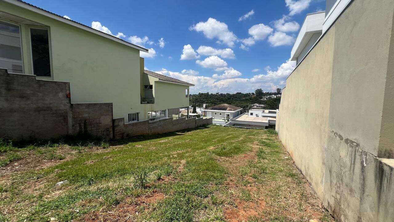 Terreno à venda no Loteamento Reserva da Serra: 