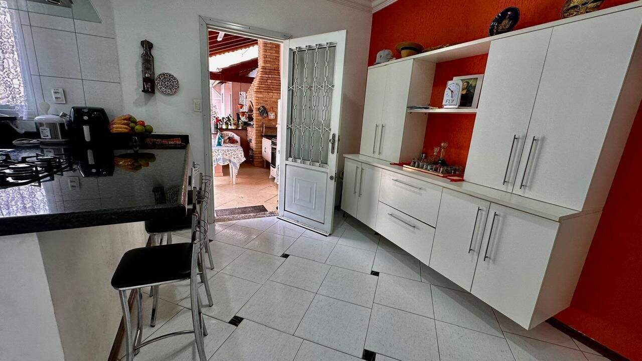 Sobrado à venda no Jardim Paulista II: 