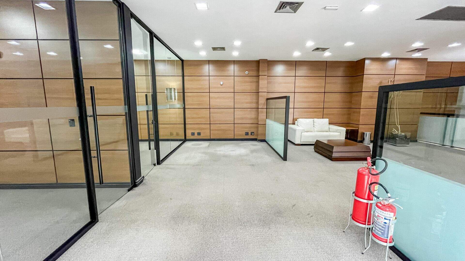 Prédio à venda no Anhangabaú: 