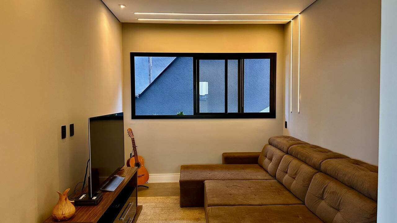 Casa à venda no Loteamento Reserva da Serra: 