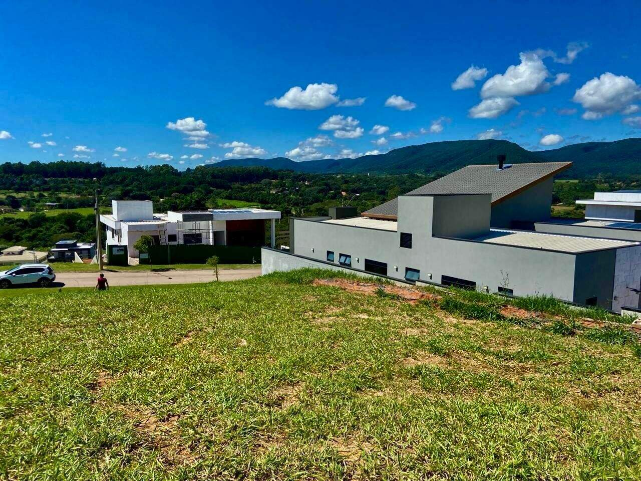 Terreno à venda no Medeiros: 