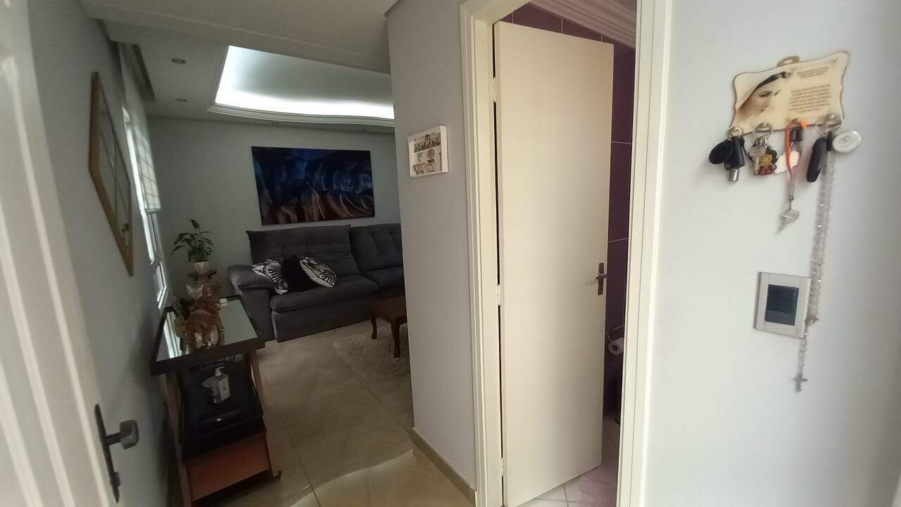 Casa à venda no Jardim Shangai: 