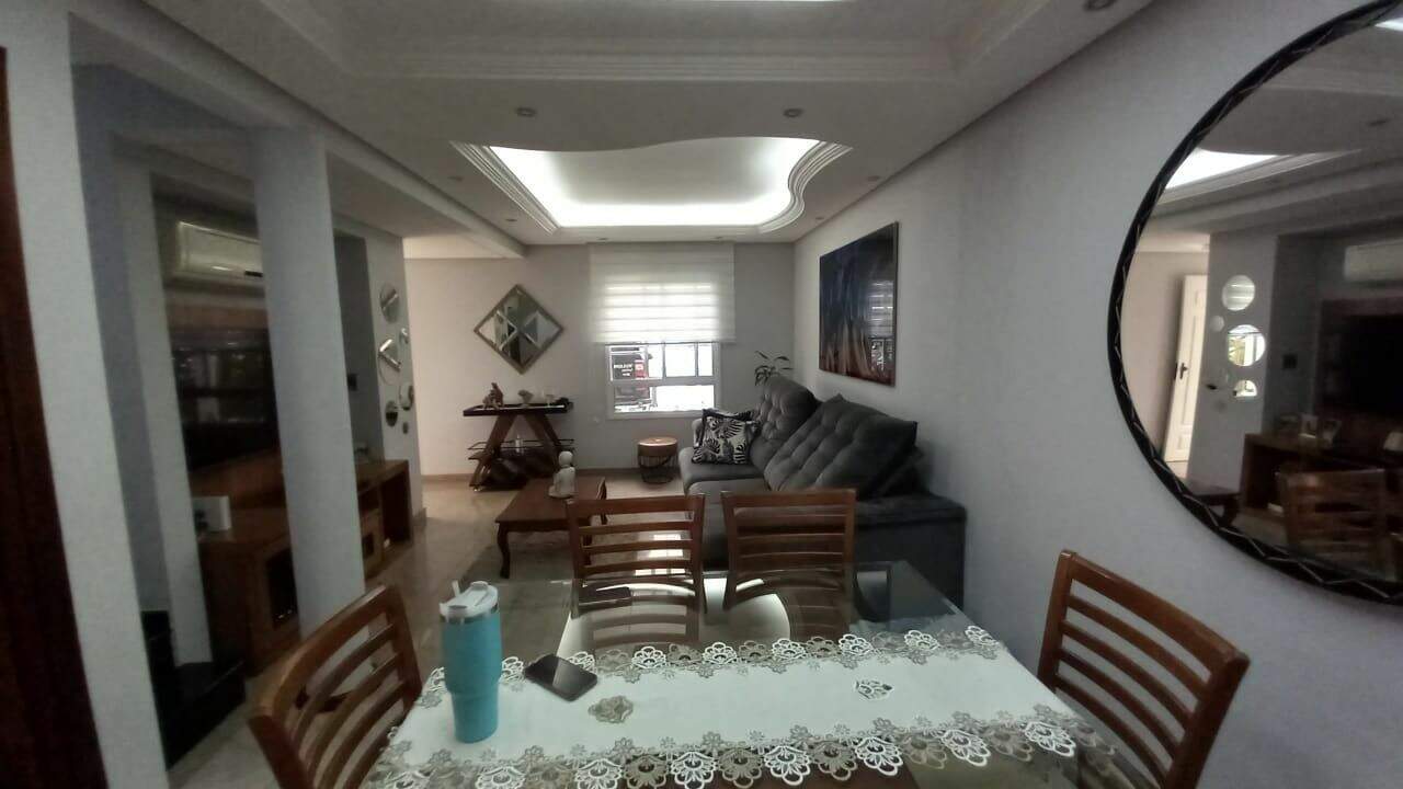 Casa à venda no Jardim Shangai: 