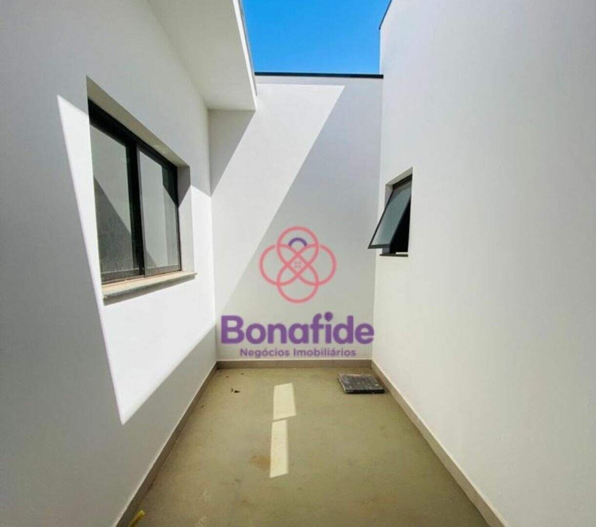 Casa à venda no Jacaré: 