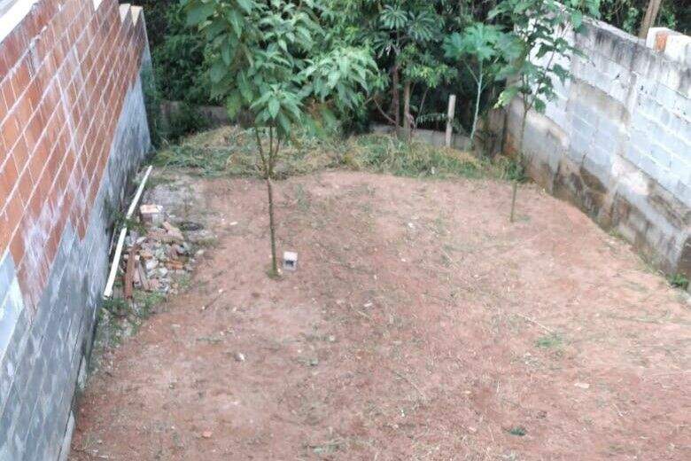 Terreno à venda no Jardim Santa Gertrudes: 