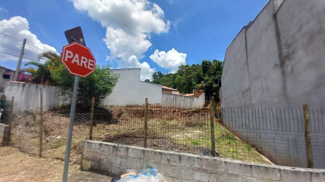 Terreno à venda no Parque Residencial São Miguel: 