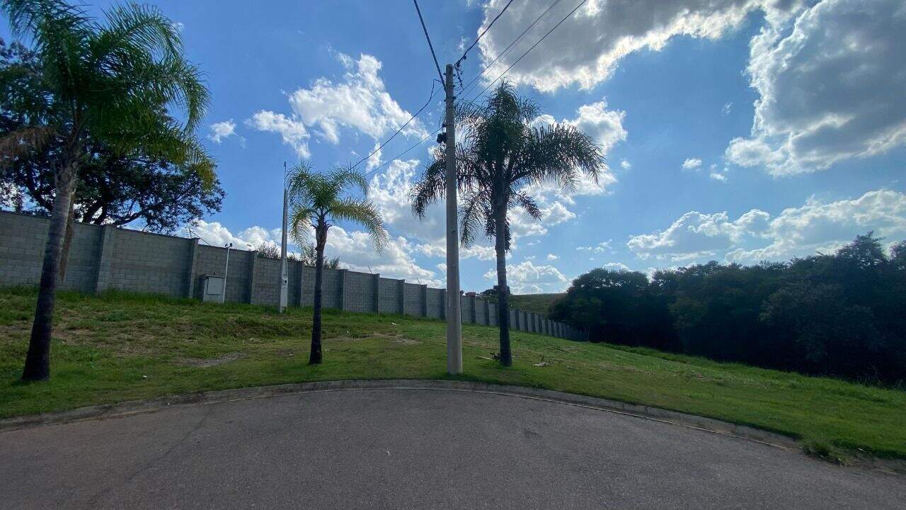 Terreno à venda no Medeiros: 