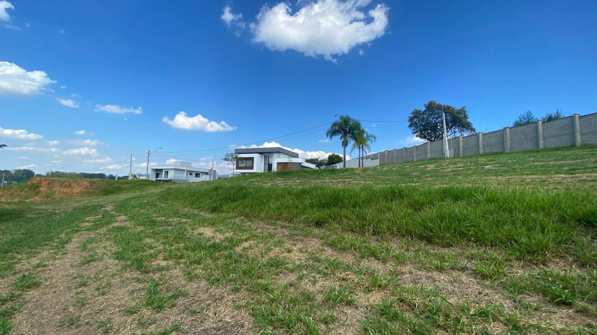 Terreno à venda no Medeiros: 